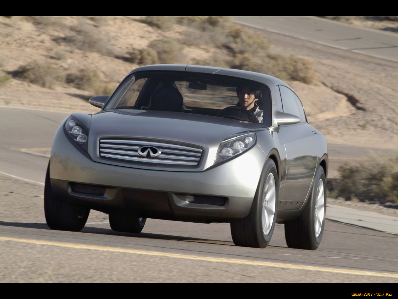 infiniti, triant, 